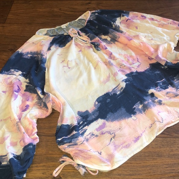 Lovestitch Boho Tie-dye Designed Top - Picture 5 of 8